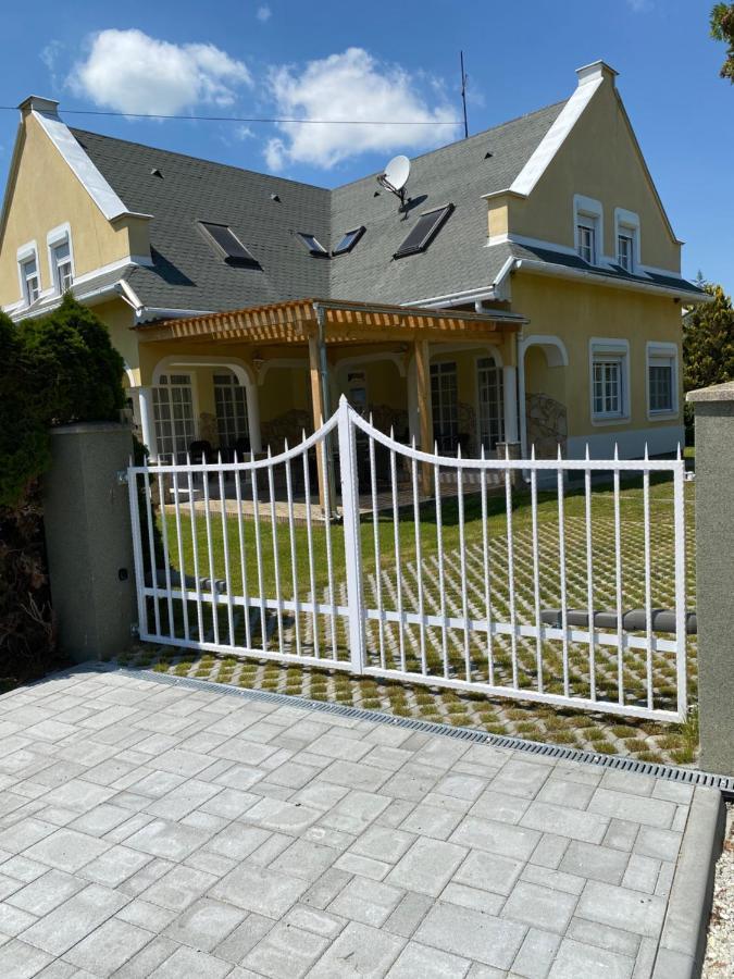 Pacsirta Apartman لينتي المظهر الخارجي الصورة