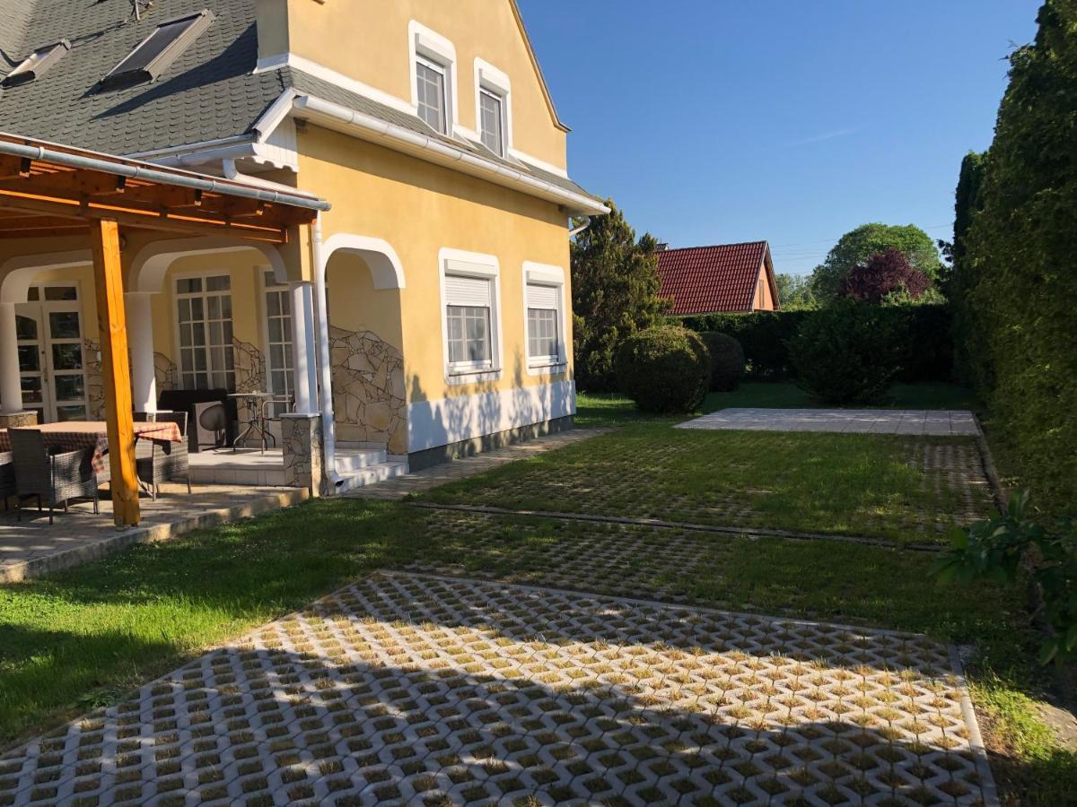 Pacsirta Apartman لينتي المظهر الخارجي الصورة