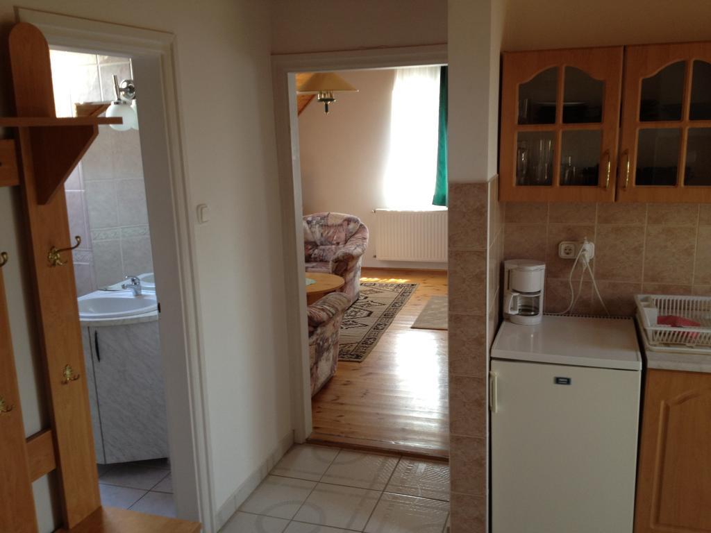 Pacsirta Apartman لينتي الغرفة الصورة